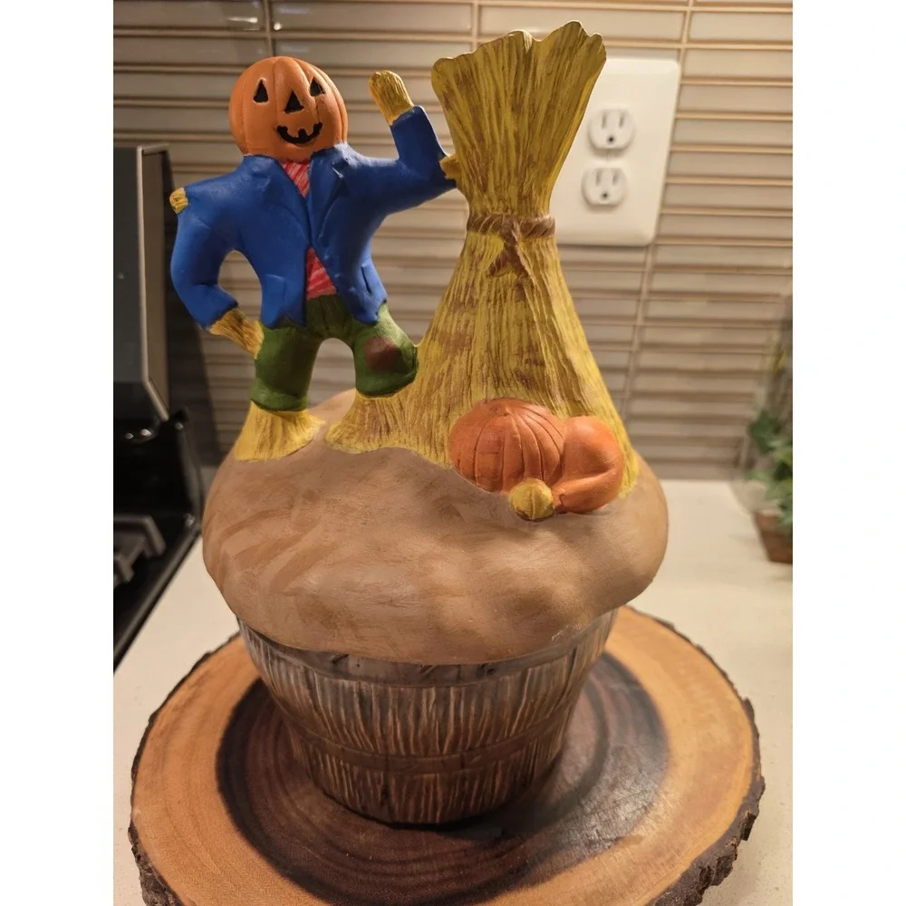 VTG Hand Painted Fall/Halloween Ceramic Cookie Jar Scarecrow Jack O Lantern